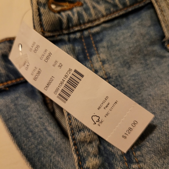 J. Crew Slim boyfriend jean in Darcy Bay wash BD387 Sz 32 NWT - Picture 4 of 4